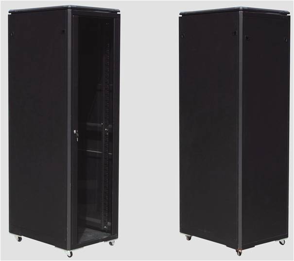 MP7009761-JE  Server Cabinet